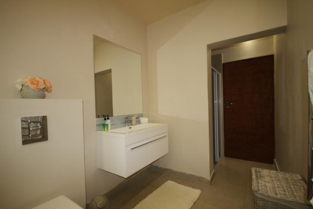 Viettz Suite Stellenbosch Exteriör bild